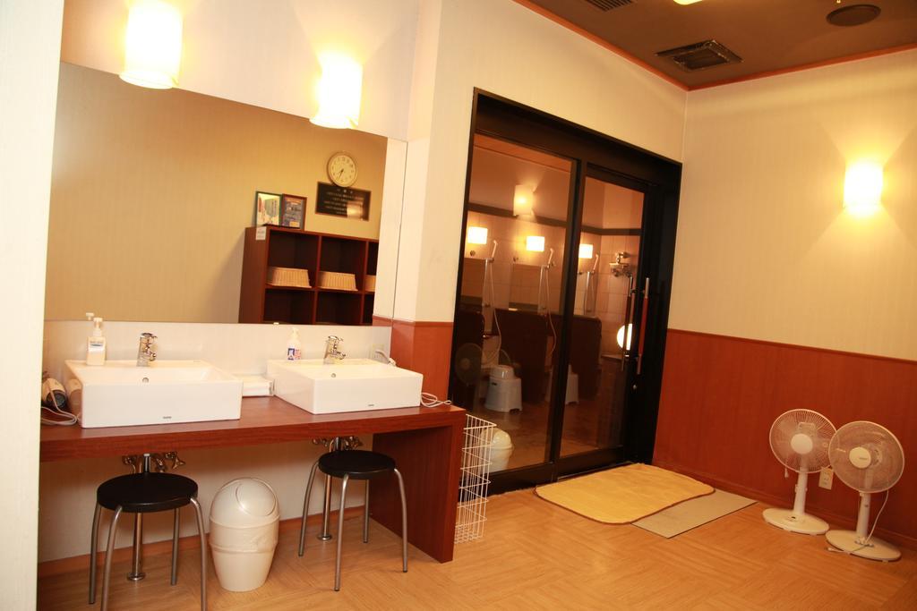 Green Rich Hotel Hiroshima Shinkansenguchi Exterior foto
