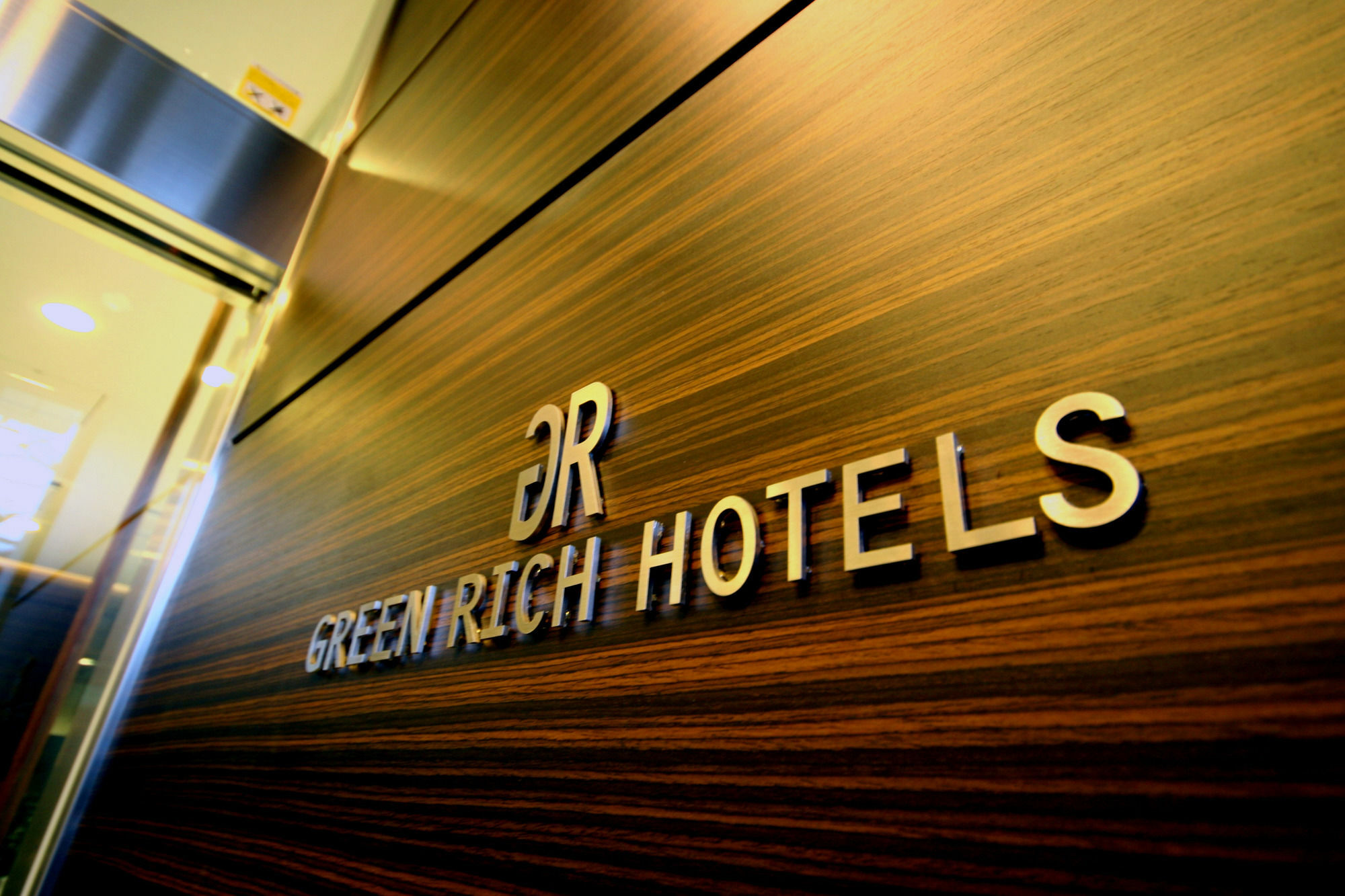 Green Rich Hotel Hiroshima Shinkansenguchi Exterior foto